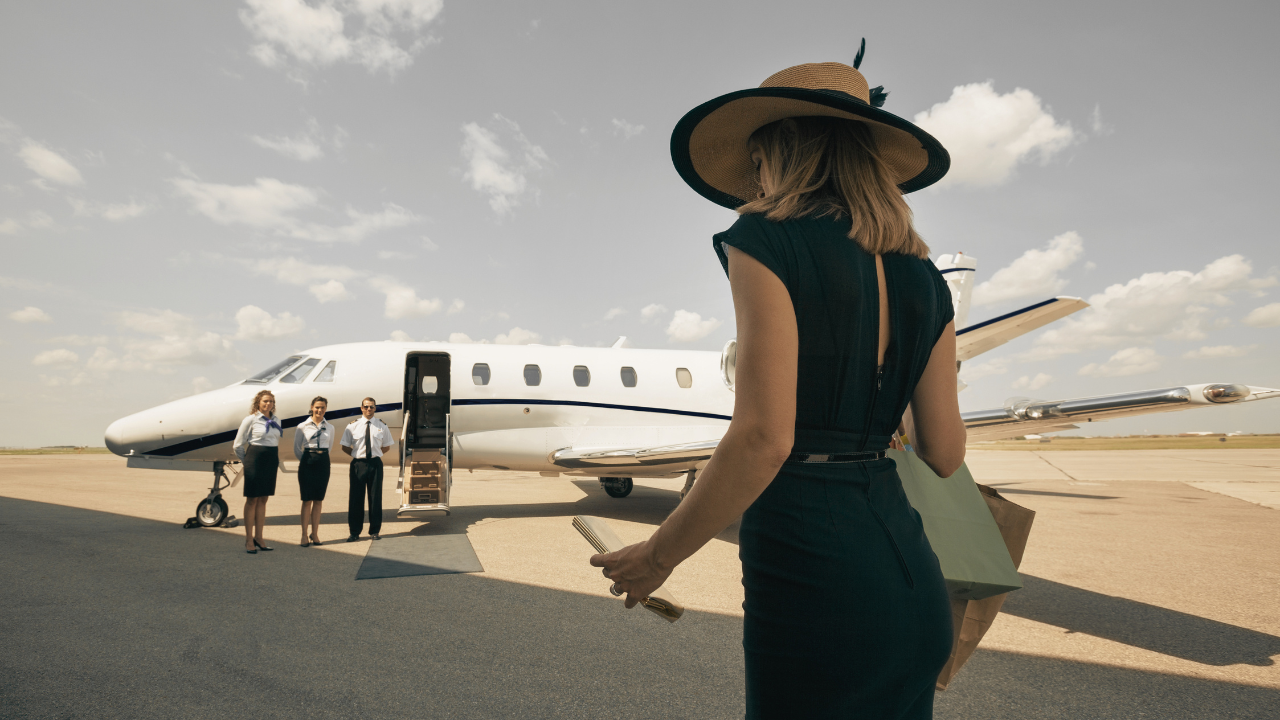 Why the Old Money Aesthetic Is Trending and How to Get the Perfect Old Money NYC Summer Look